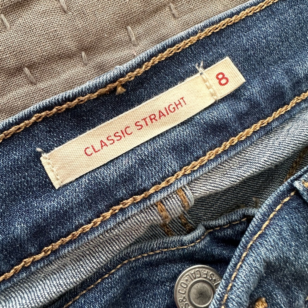 Women’s Levi’s classic straight leg 8 - Picture 2 of 5